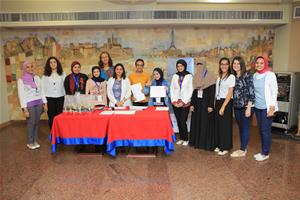 Photo de groupe avec les étudiants de l'Université de Fayoum