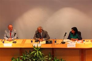 De gauche à droite : Dr Yehia Zaki, Prof. Amr Helmy et Dr Marwa El Sahn