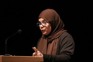 Dr Rania Ezz El-Arab Professeur adjoint, Département de Langue et de Littérature Françaises, Faculté des Lettres, Université d’Alexandrie 