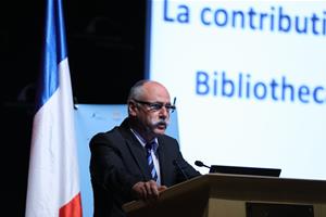 M. Gérald Grunberg, Professeur associé à l’Université Senghor et Président du Comité français du programme de l’UNESCO « Mémoire du monde »