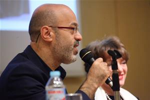 L'intervention de M. Khaled El-Khamissi, auteur, écrivain et producteur égyptien