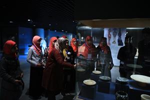 Les participants de la 10ème édition de la FEFUE au Musée d’Antiquités