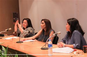 De gauche à droite : M<sup>me</sup> Hala El Mawy, Journaliste, présentratrice à la radio et experte en critique de cinéma, Mme Hala Galal et Dr Marwa El Sahn, Directrice du CAF