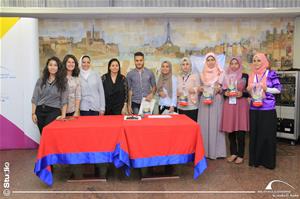 Photo de groupe avec l'&eacute;quipe gagnante&nbsp;
