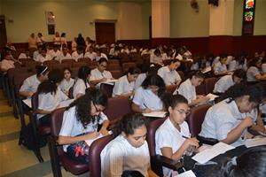 Les participants de la première journée à l'école Sainte Anne du Caire