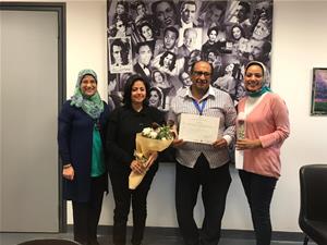  Photo&nbsp;de l'ing&eacute;nieur Ahmed khamis avec l'&eacute;quipe du CAF