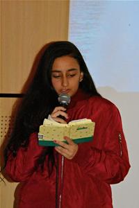 Monica Emad, la lauréate du Caire à la bibliothèque de l'Alcazar le 2<sup>e</sup> jour