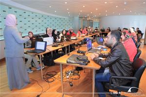 Les participants du (Groupe 1 débutant) de l'atelier avec Dr Maali Tewfic Fouad, Enseignant Chercheur à l' Université d’Alexandrie