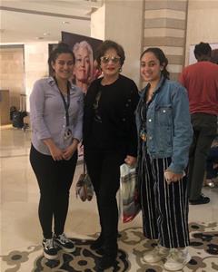 Avec l'actrice Lebleba