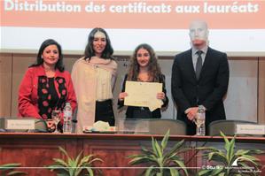 La distribution des certificats aux lauréates de l’atelier « Trois journées du cinéma méditerranéen »