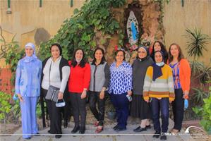 Photo de groupe de l'équipe du CAF et celle du collège de la Mère de Dieu