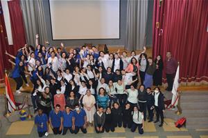 Photo de groupe avec les participants de la 4<sup>e</sup> journée à l'école Sainte Anne du Caire