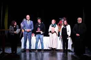 la cérémonie de clôture de la 10ème édition du festival jeune théâtre.