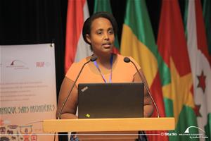L'intervention de M<sup>me</sup> Cynthia Budoromyi, PDG de Ricyland Group et Secrétaire Générale de Femmes Entrepreneures pour le Commerce Intra-africain
