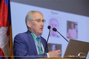  Intervention de Denys Barrault, Pr&eacute;sident de l&rsquo;Universit&eacute; virtuelle, m&eacute;decine du sport durant la&nbsp;s&eacute;ance inaugurale &nbsp;
