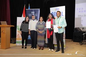 Remerciements aux &eacute;tudiants de l'universit&eacute; Senghor durant la s&eacute;ance de cl&ocirc;ture