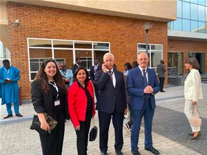 Le Pr&eacute;sident Abdel Fattah al-Sissi et le Pr&eacute;sident Emmanuel Macron ont inaugur&eacute; le nouveau campus de l'Universit&eacute; Senghor. Ce nouvel &eacute;difice renforce le r&ocirc;le de l'&Eacute;gypte comme phare de la Francophonie et consolide les liens d'amiti&eacute; et de coop&eacute;ration acad&eacute;mique entre nos deux nations. Retour en images sur cette c&eacute;r&eacute;monie d'exception.