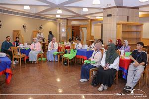 Pr&eacute;sentation&nbsp;par Dr.Marwa El Sahn aux &eacute;tudiants de la 44e&nbsp;&eacute;dition