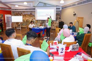 Pr&eacute;sentation&nbsp;par Dr.Marwa El Sahn aux &eacute;tudiants de la 44e&nbsp;&eacute;dition