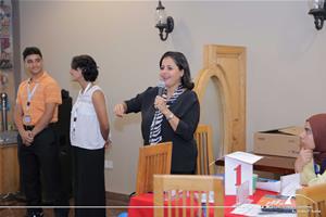  Pr&eacute;sentation&nbsp;par Dr.Marwa El Sahn aux &eacute;tudiants de la 45e&nbsp;&eacute;dition
