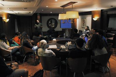 Participants meetings with mentors on board