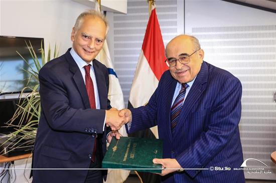 Elfeki avec S.E. Nikolaos Garilidis, l’ambassadeur de la Grèce en Égypte - 6 octobre 2021