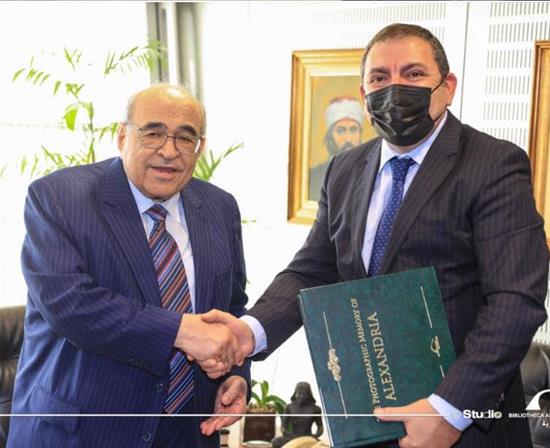 Elfeki avec S.E. Tural Rzayev, l’ambassadeur d’Azerbaïdjan en Egypte - 6 octobre 2021