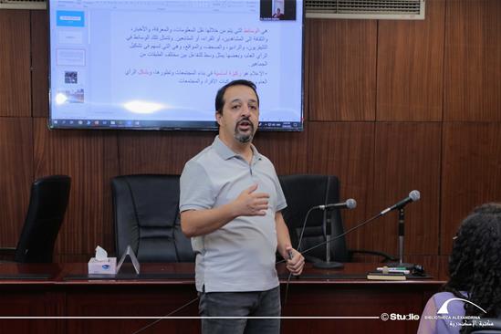 ورشة عمل كيف نفهم الإعلام ونتعامل معه؟