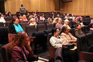 Dr. Shaymaa El-Sherif, Mme Cha Mansour et Mme Nihal Hafez.