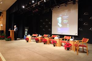 Dr. Ismail Serageldin en donnant sa conférence au cours de la Journée