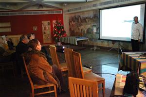 Les participants de l'atelier avec M. le Chef Ménad Berkani