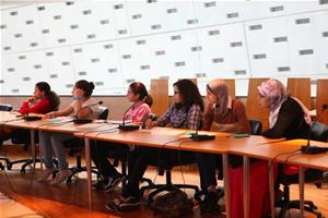 Les participants de l' atelier professionnel (Parlons ensemble en Français): Aller et retour en 21 jours