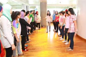 Les participants de l' atelier professionnel (Parlons ensemble en Français): Aller et retour en 21 jours