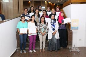 Les participants de l'atelier avec les attestations