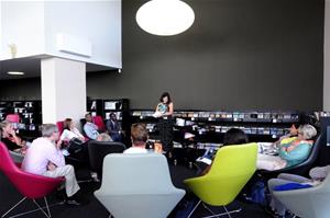 Les participants de l' atelier professionnel: « Gérer vos collections audiovisuelles »