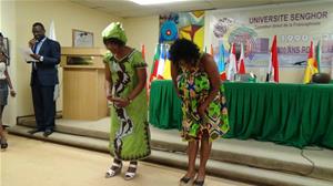 Défilé de costumes traditionnels africains 