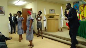 Défilé de costumes traditionnels africains 