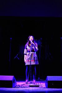 Chanson « Les moulins de mon cœur » par Donia Akram