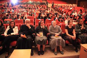 Les spectateurs de la fête