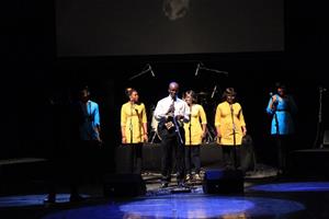 Chanson « On m'a volé mon enfance » par la troupe JCD Musica