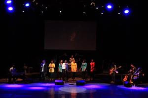 Chanson «On m’a volé mon enfance » par la troupe JCD Musica