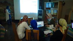 Les participants de l'atelier avec Mlle Dina ElKordy 