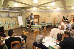 Dr. Hossam Gamal El Din (Conseiller d’état et Directeur Adjoint du Département de l’arbitrage internationale, Ministère de la Justice) pendant l’atelier intitulé « Notions de base du système juridique Romano-Germanique »