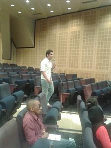 Les participants à la conférence