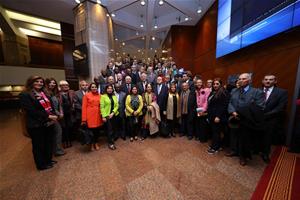 Photo de groupe rassemblant l’élites distinguée française et francophone 