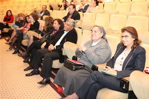 Table Ronde : Approches féminines en présence masculine !