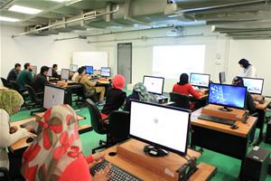 Séance d’apprentissage des différents moyens de l’accès aux ressources électroniques de                     la Bibliotheca Alexandrina : Catalogue de la BA par Mme Basma El Massry