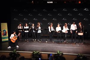 Spectacle des participants à l’atelier du conte : les participants