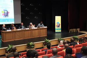 1ère séance : Prof Albert Lourde, Son excellence l'ambassadeur Fatma El-Zahraa Etman, Son excellence l'ambassadeur Aly Maher, Prof. Gusine Gawdat, Prof. Alioune Badara Diané