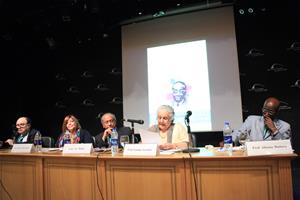 1ère séance : Prof Albert Lourde, Son excellence l'ambassadeur Fatma El-Zahraa Etman, Son excellence l'ambassadeur Aly Maher, Prof. Gusine Gawdat, Prof. Alioune Badara Diané